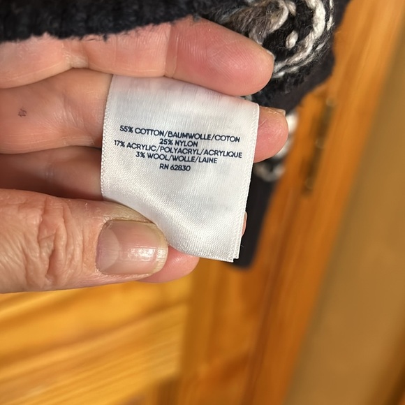 Lands End Fair Isle Cardigan Sweater Medium. Excellent condition. - Picture 5 of 9